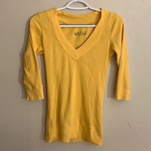 Vintage yellow tee